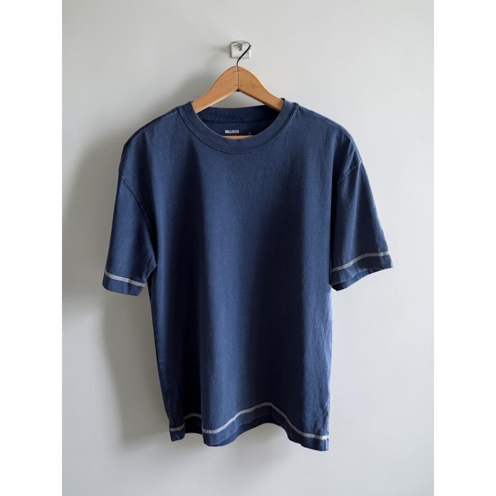 Hollister Mens Heavyweight Boxy Fit T-Shirt Navy Blue Contrast Stitch Small